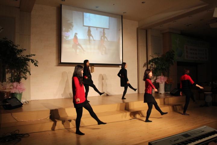 2012.12.24 크리스마스이브행사(여자청년워쉽) 